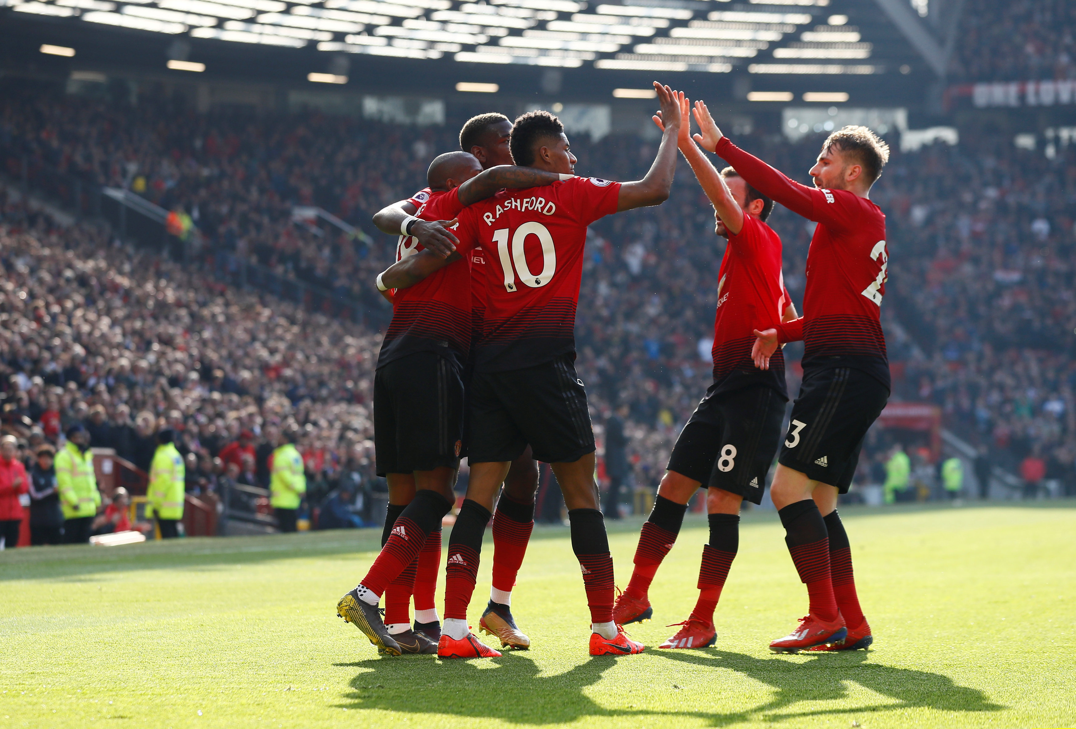 以英超的阿 以英超的阿