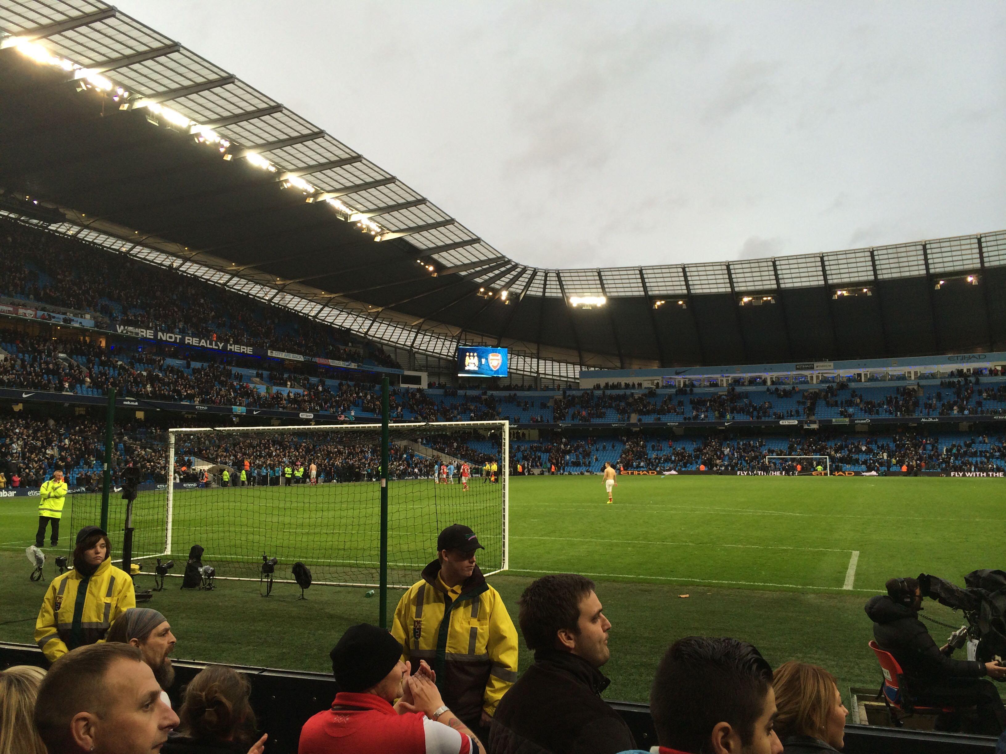 方面均有着 方面均有着